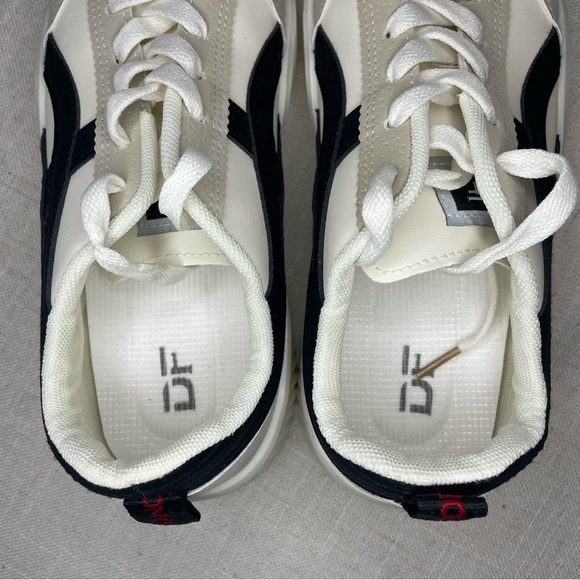 De Florence DF Cloudea Sneakers 1.0 in Black and White - Picture 6 of 14